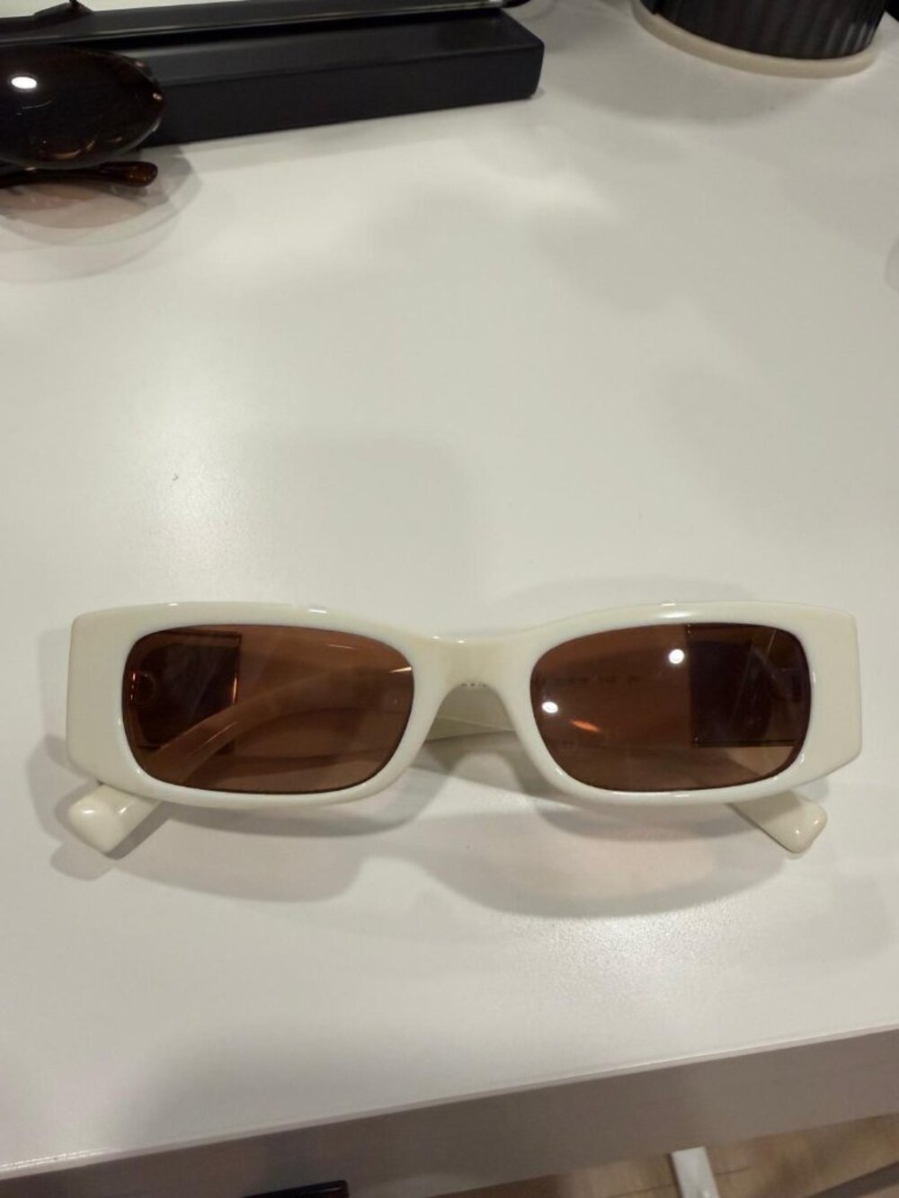 Valentino Garavani VA4105 Roman Stud sunglasses